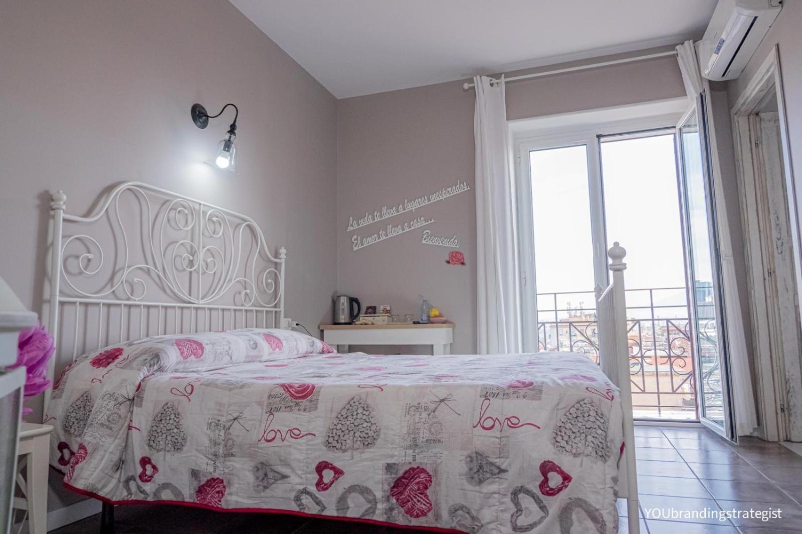 La Peonia Bed & Breakfast Napoli Dış mekan fotoğraf