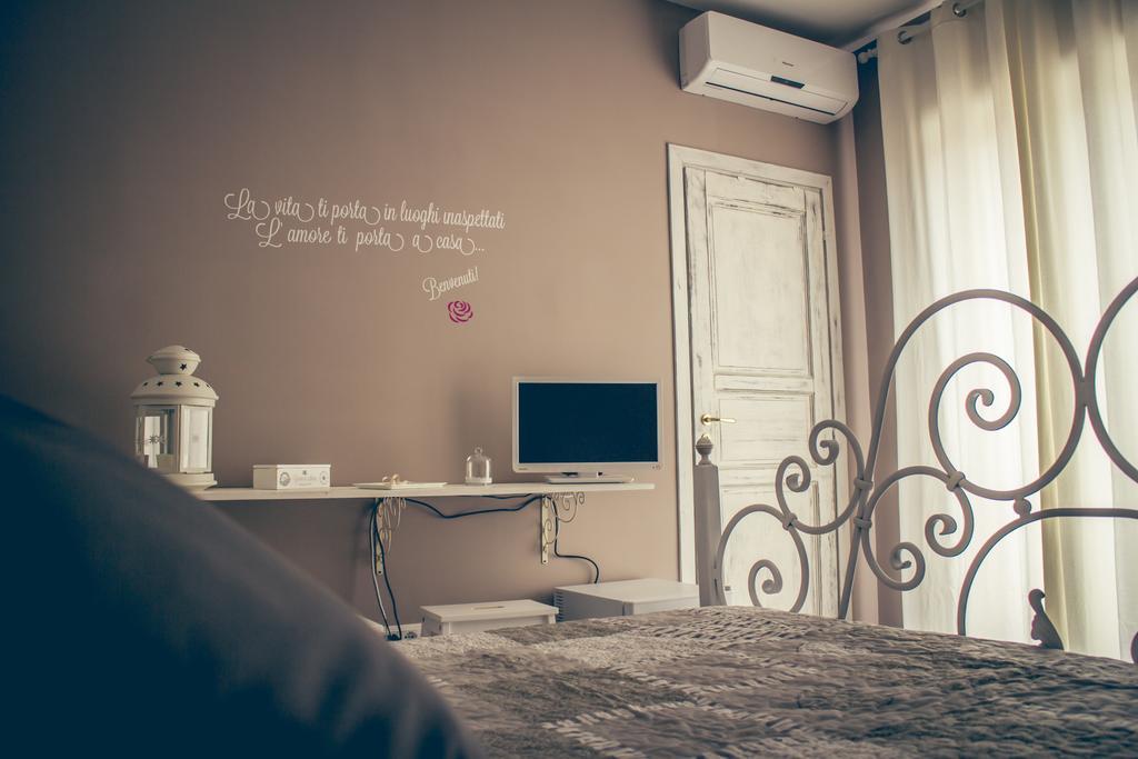 La Peonia Bed & Breakfast Napoli Oda fotoğraf