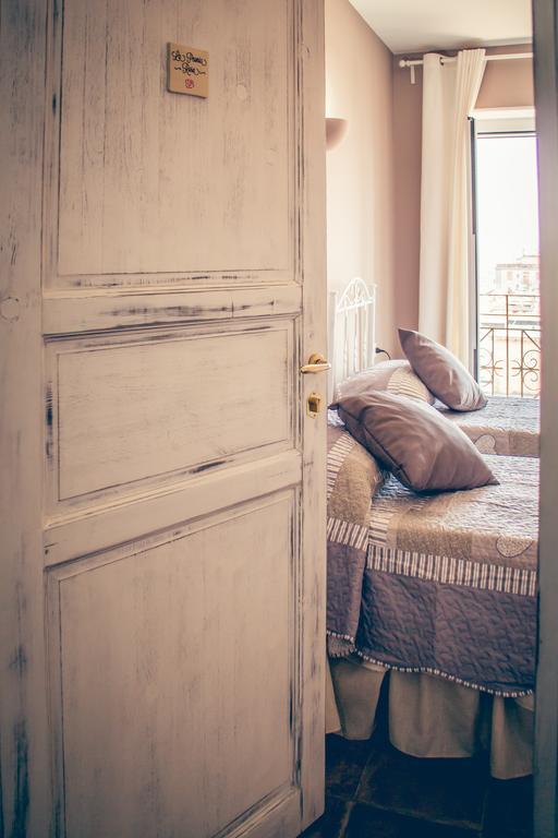 La Peonia Bed & Breakfast Napoli Oda fotoğraf